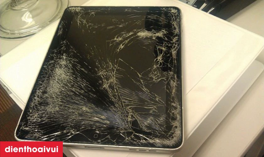 Nguyên nhân camera trước iPad bị hỏng