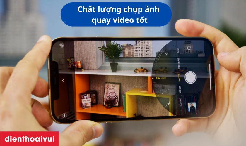 Thay mới camera trước để duy trì trải nghiệm chụp, quay, video call