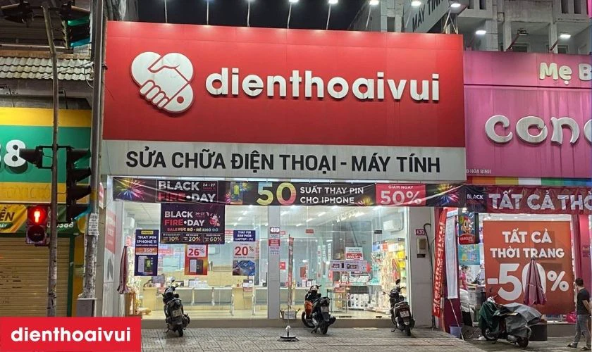 Địa chỉ thay camera trước iPhone 12 Pro ở đ&acirc;u uy t&iacute;n, lấy liền lại TPHCM v&agrave; H&agrave; Nội