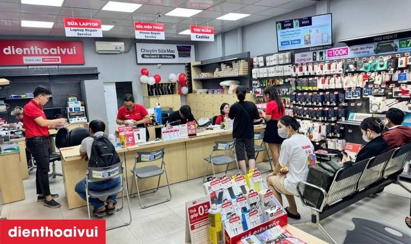 Địa chỉ thay camera trước iPhone 16 Pro ở đ&acirc;u uy t&iacute;n, lấy liền lại TPHCM v&agrave; H&agrave; Nội