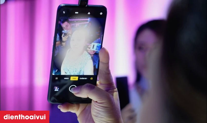 Những thông tin bạn nên biết trước khi thay camera trước Oppo F11 Pro