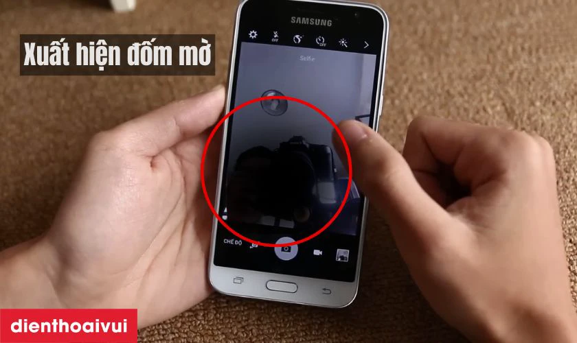 Khi nào cần thay camera trước Samsung Galaxy J3?