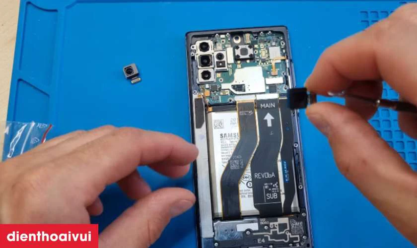 C&oacute; n&ecirc;n thay camera trước cho Samsung Galaxy Note 10 kh&ocirc;ng?