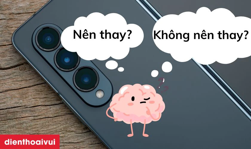 C&oacute; n&ecirc;n thay camera trước Samsung Z Fold 4 kh&ocirc;ng?