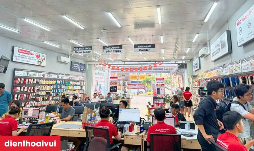Quy tr&igrave;nh thay camera Xiaomi tại Điện Thoại Vui