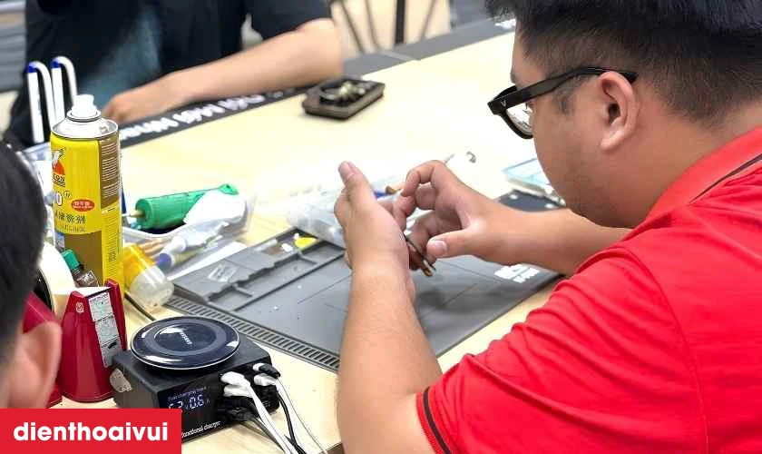 Cần lưu ý gì khi cáp cảm biến iPhone 17 Pro Max