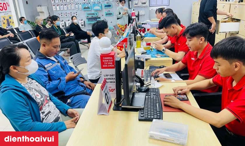 Quy tr&igrave;nh thay c&aacute;p m&agrave;n h&igrave;nh Apple Watch Series 6 loại A+ tại Điện Thoại Vui