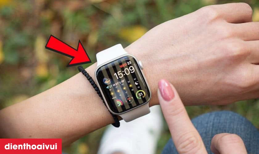 Khi n&agrave;o cần thay c&aacute;p m&agrave;n h&igrave;nh Apple Watch Series 6 loại Pro?
