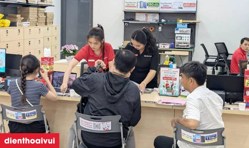 C&aacute;p m&agrave;n h&igrave;nh Apple Watch Series SE loại Pro l&agrave; g&igrave;?