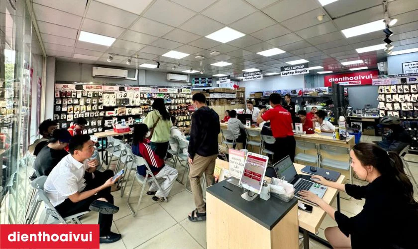 Quy trình cáp nguồn iPad Gen 10 tại Điện Thoại Vui