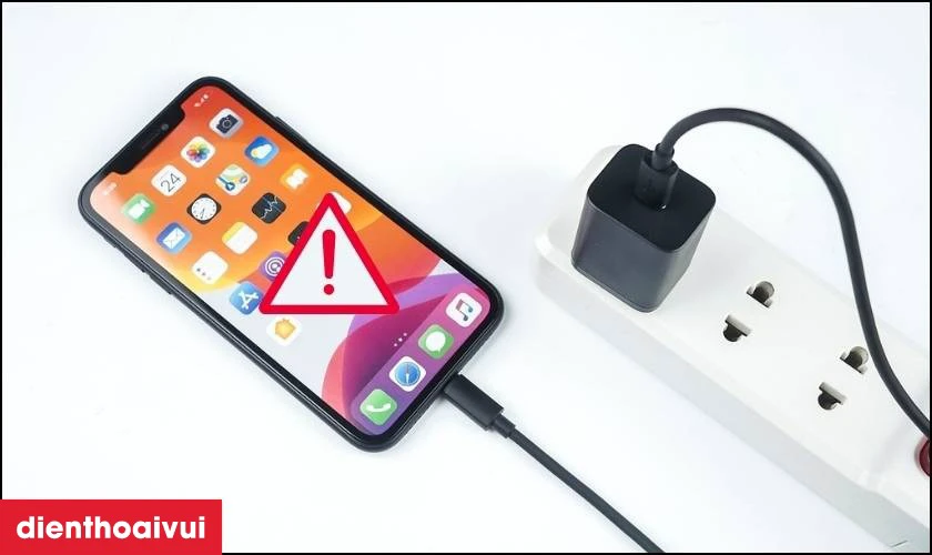 Khi nào bạn cần thay chân sạc iPhone 12 chính hãng GENA