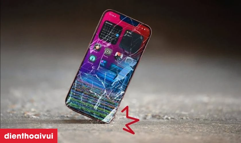 Nguy&ecirc;n nh&acirc;n khiến c&aacute;p sạc kh&ocirc;ng d&acirc;y NFC iPhone 13 Mini bị hư hỏng