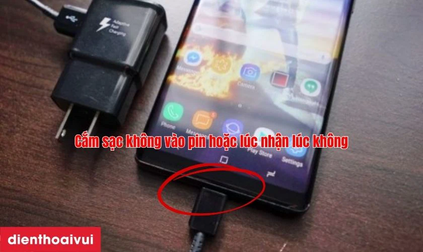 Dấu hiệu cần thay ch&acirc;n sạc Samsung Note 8?