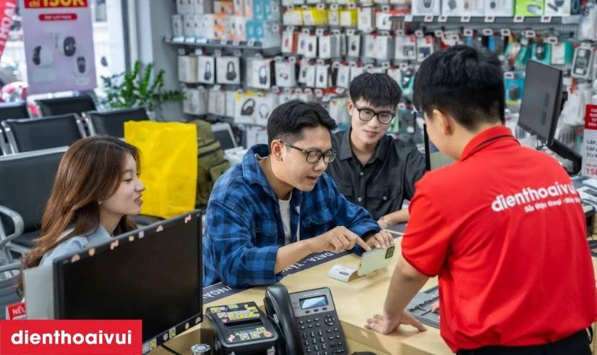 Thiết bị được vệ sinh, b&agrave;n giao cho kh&aacute;ch c&ugrave;ng phiếu bảo h&agrave;nh