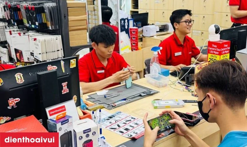 B&agrave;n giao v&agrave; hướng dẫn sử dụng