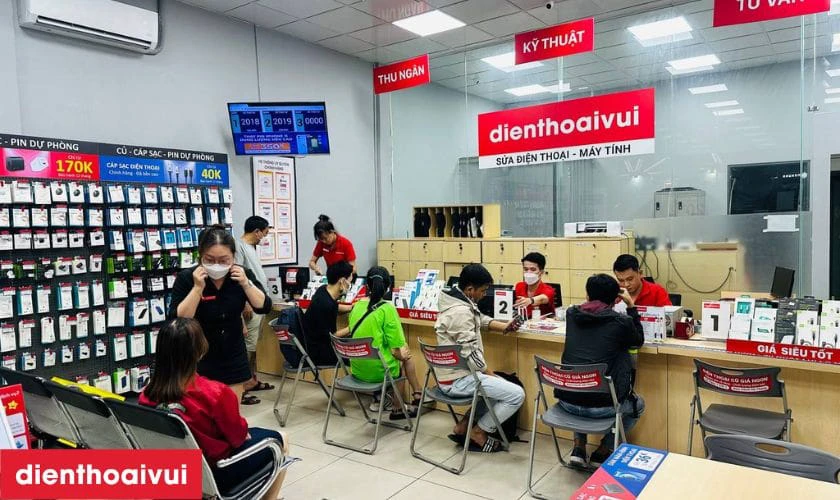 L&yacute; do chọn dịch vụ sửa chữa iPad ch&iacute;nh h&atilde;ng, lấy liền tại Điện Thoại Vui