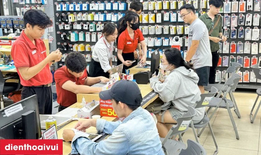 Dịch vụ thay linh kiện iPad ch&iacute;nh h&atilde;ng, lấy liền tại Điện Thoại Vui