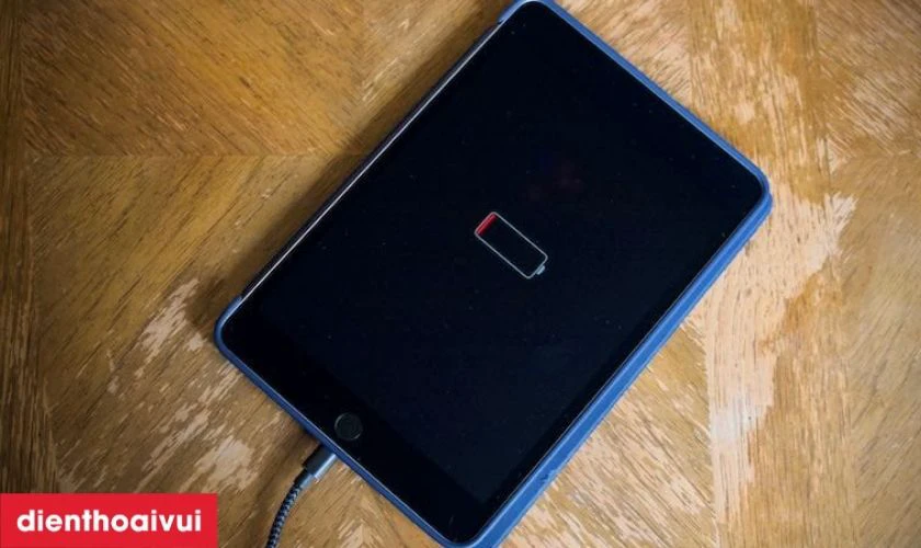 iPad Pro 12.9 2021 M1 sạc pin chậm hoặc kh&ocirc;ng sạc