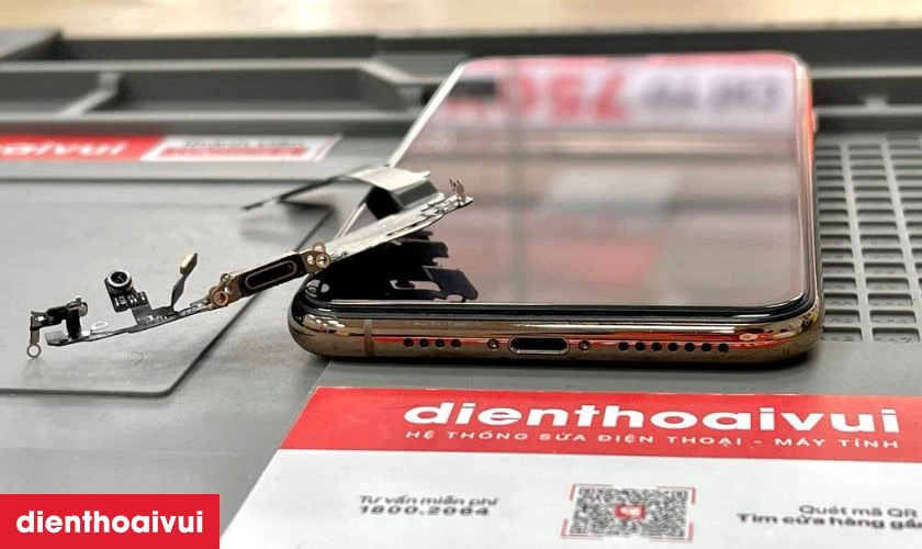 Tổng quan về cụm ch&acirc;n sạc iPhone 12 h&atilde;ng Safety