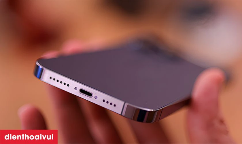 Khi nào bạn cần thay chân sạc iPhone 14 Pro Max