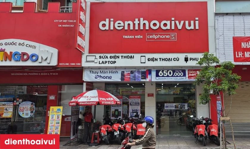 V&igrave; sao n&ecirc;n thay ch&acirc;n sạc iPhone 15 tại cửa h&agrave;ng Điện Thoại Vui?