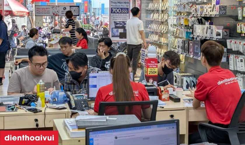 Địa chỉ thay ch&acirc;n sạc iPhone XR ch&iacute;nh h&atilde;ng GENA ch&iacute;nh h&atilde;ng, lấy liền tại Điện Thoại Vui