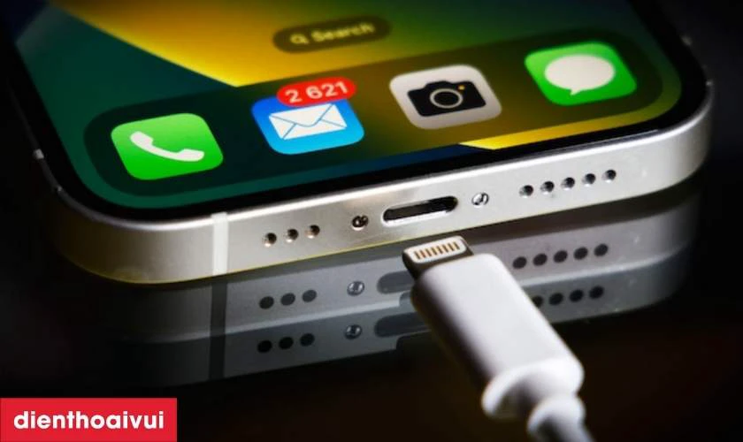 Đ&aacute;nh gi&aacute; cụm ch&acirc;n sạc điện thoại iPhone XS