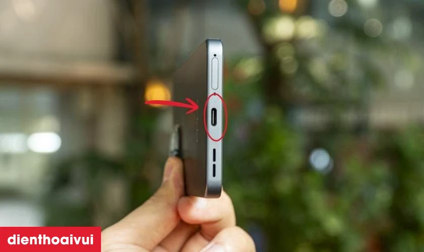 Thay chân sạc OPPO Reno 13F
