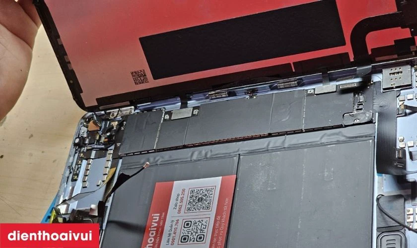 Thay ch&acirc;n sạc Safety iPad Pro 11 2021 l&agrave; g&igrave;?