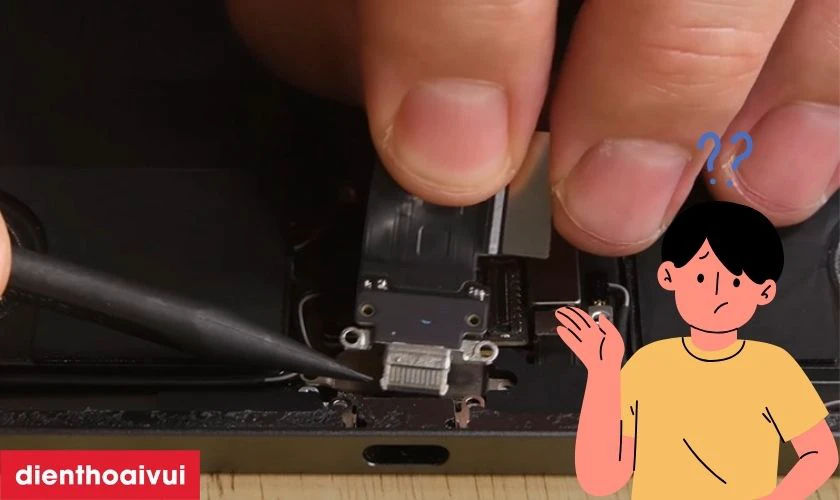 C&oacute; n&ecirc;n thay ch&acirc;n sạc Safety iPad Pro 11 2021 kh&ocirc;ng?