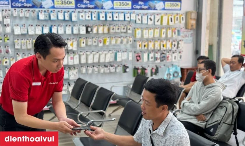 Địa chỉ thay ch&acirc;n sạc Safety iPad Pro 11 2021 uy t&iacute;n tại TPHCM v&agrave; H&agrave; Nội