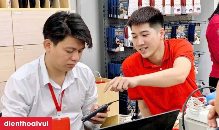 B&agrave;n giao v&agrave; tư vấn sau sửa chữa