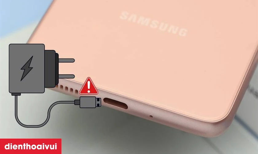 C&aacute;c dấu hiệu nhận biết bạn cần thay ch&acirc;n sạc Samsung Galaxy A33 5G