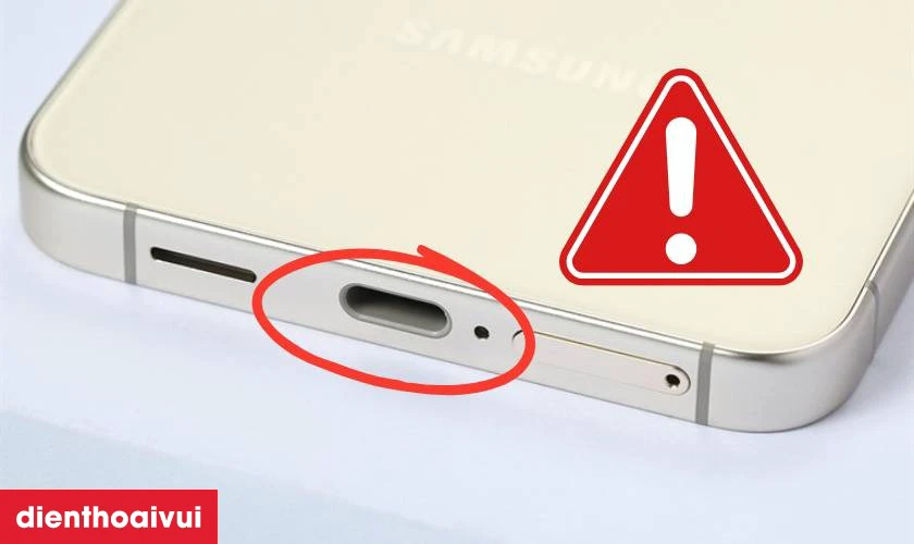 Nguyên nhân chân sạc Samsung Galaxy S24 sạc không vào pin