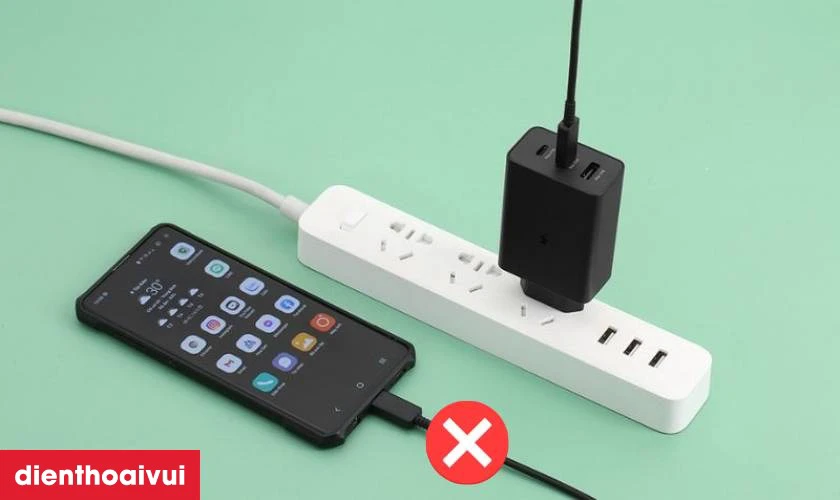 Khi nào bạn cần thay chân sạc Samsung Galaxy S24?