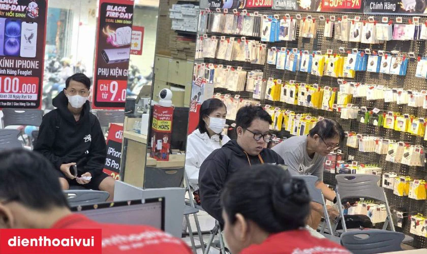 Thay ch&acirc;n sạc Xiaomi 13T Pro uy t&iacute;n tại Điện Thoại Vui
