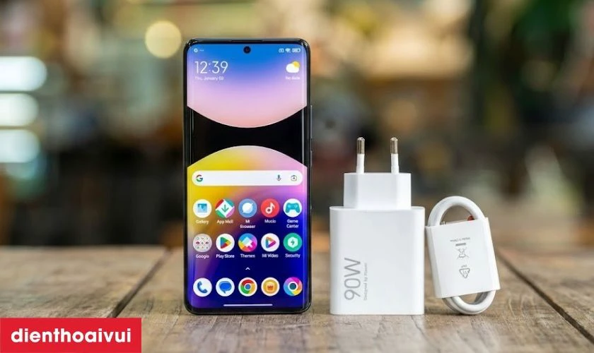 Sử dụng bộ củ cáp sạc chính hãng, chất lượng