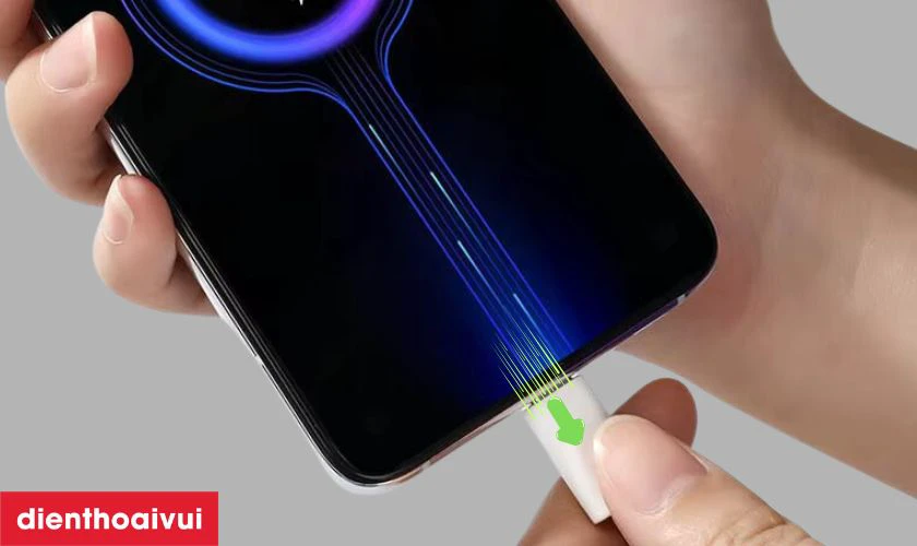 Chân sạc Xiaomi Redmi 12 bị hỏng do đâu?