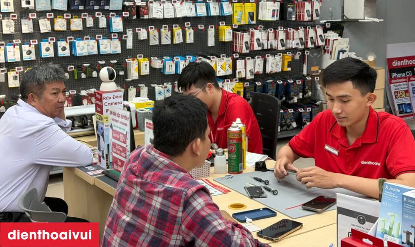 iểm tra lại, lắp ráp máy và dán tem bảo hành