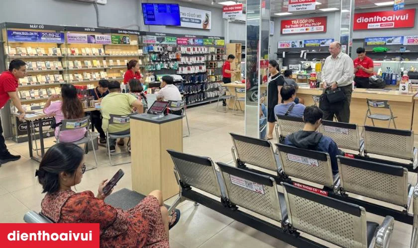Quy trình thay chân sạc Xiaomi Redmi Note 13 Pro 5G lấy liền tại Điện Thoại Vui