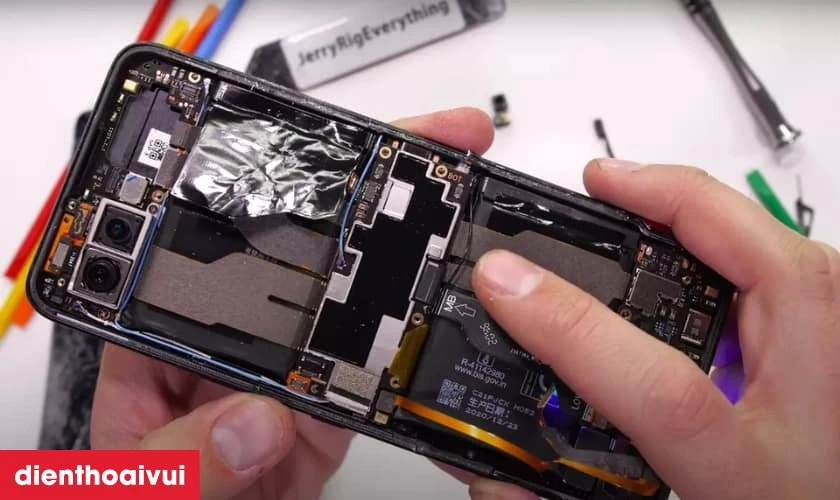 Những lưu ý trước khi thay ép kính ASUS ROG Phone 7