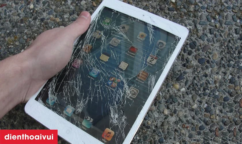 Khi n&agrave;o cần thay &eacute;p k&iacute;nh iPad Air?