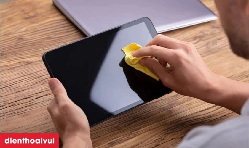 C&aacute;c mẹo bảo vệ m&agrave;n sau khi thay mới
