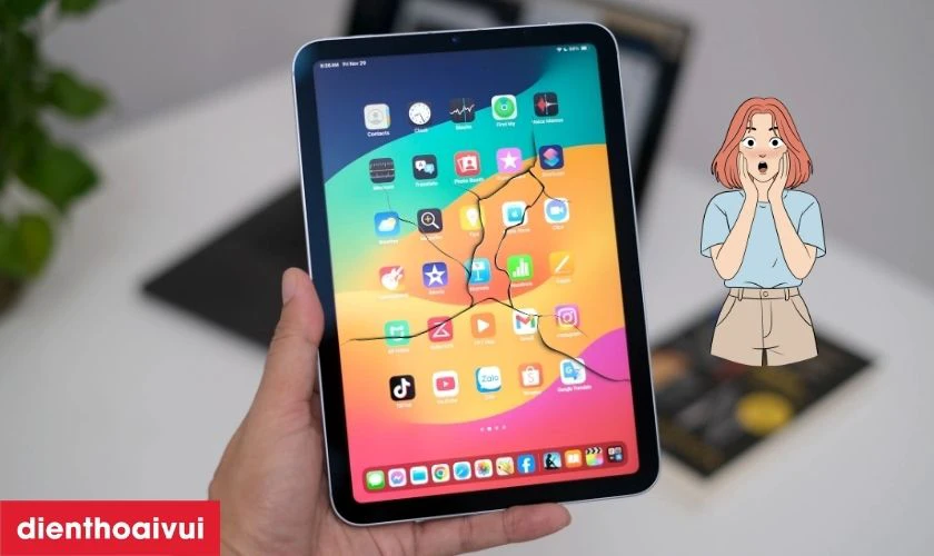C&aacute;c dấu hiệu nhận biết bạn cần thay &eacute;p k&iacute;nh iPad mới