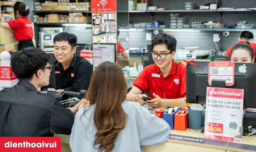 Quy tr&igrave;nh thay &eacute;p k&iacute;nh iPhone 12 Mini ch&iacute;nh h&atilde;ng Feaglet tại Điện thoại Vui