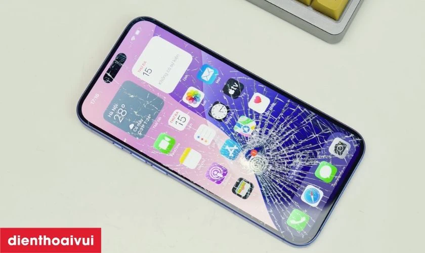 Các dấu hiệu nhận biết bạn cần thay ép kính iPhone 17 Pro