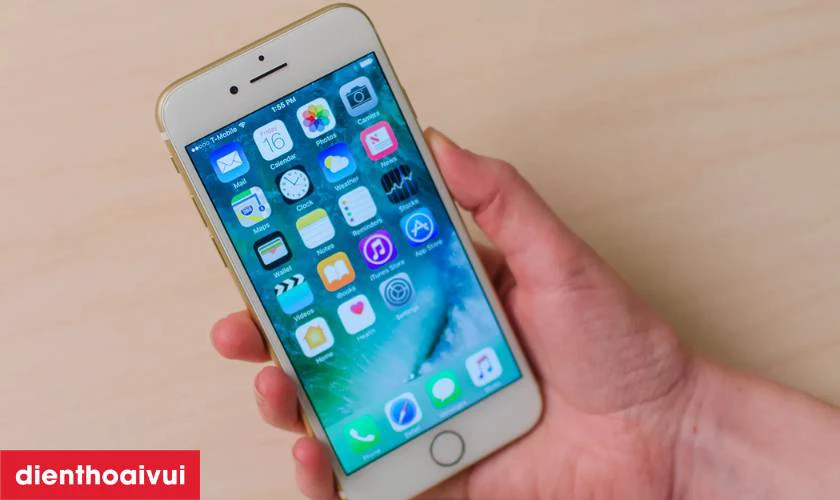 Những lưu &yacute; trước khi thay &eacute;p k&iacute;nh iPhone 7 ch&iacute;nh h&atilde;ng Feaglet