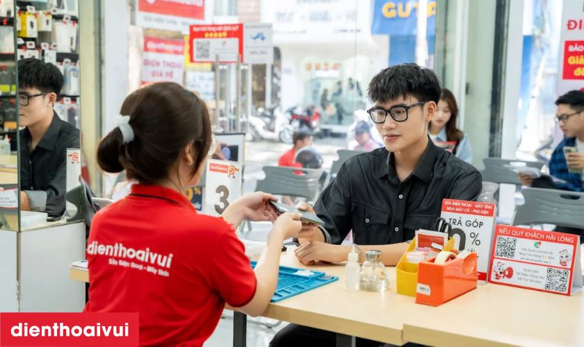 B&agrave;n giao thiết bị v&agrave; hướng dẫn bảo h&agrave;nh