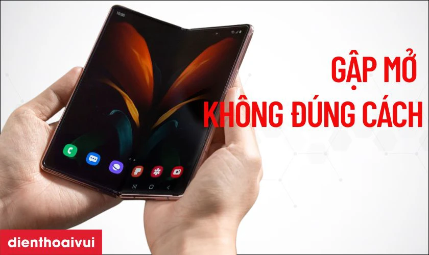 Nguy&ecirc;n nh&acirc;n khiến Samsung Galaxy Z Fold 2 dễ bị nứt vỡ mặt k&iacute;nh