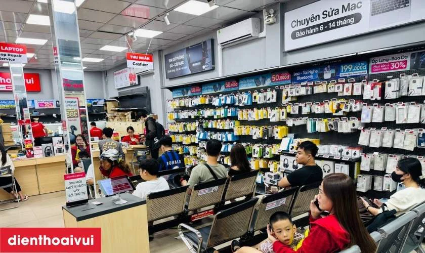 Địa chỉ thay &eacute;p k&iacute;nh Nokia G22 ở đ&acirc;u uy t&iacute;n tại TPHCM v&agrave; H&agrave; Nội